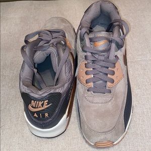 Women’s Nike Air Max